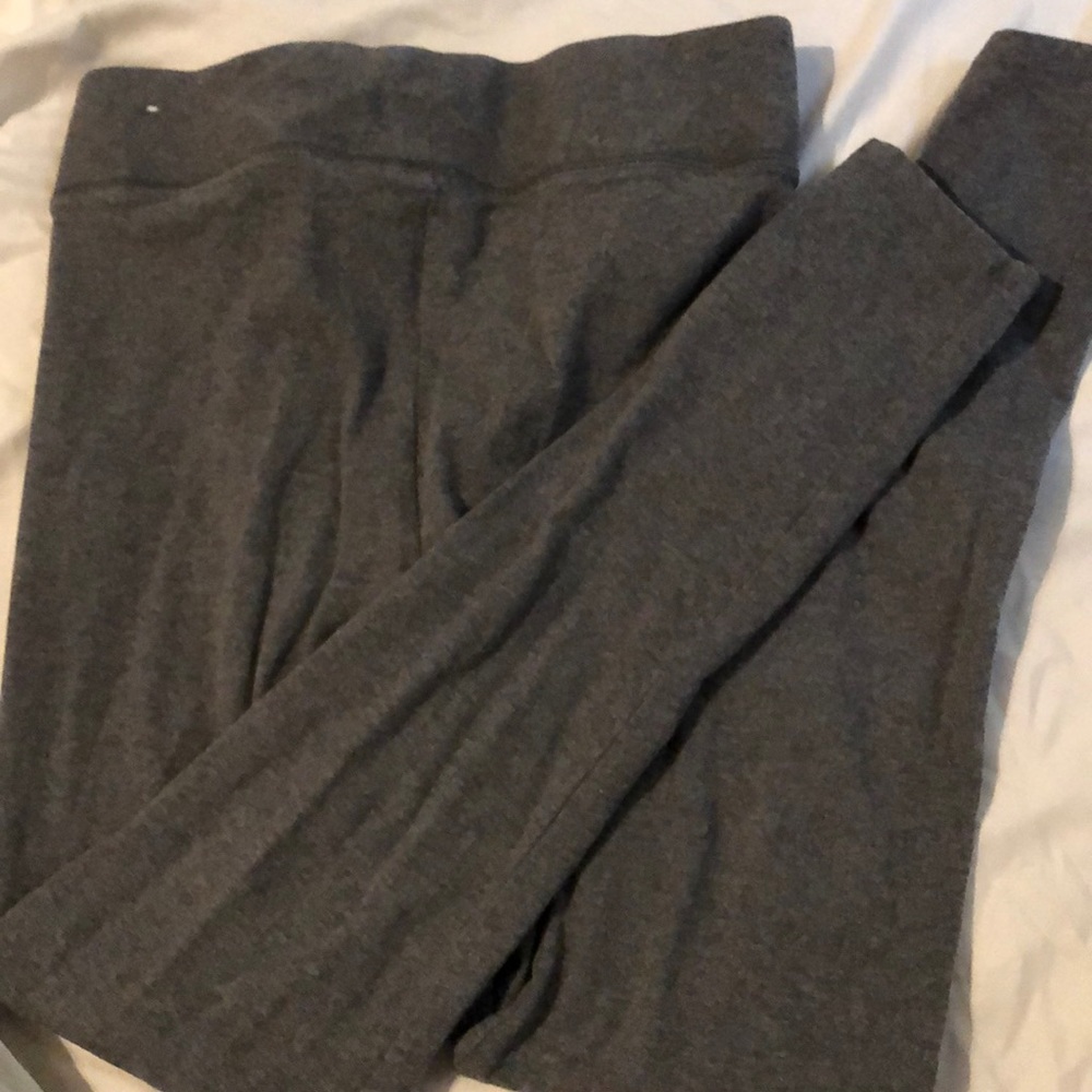 Grey leggings